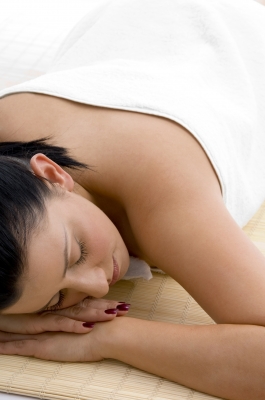 Read more about the article Why massage therapy is important to a healthy lifestyle